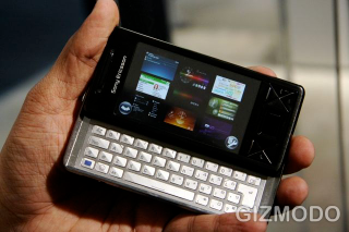 Illustration for article titled Video: First Hands On Sony Ericsson's XPERIA X1